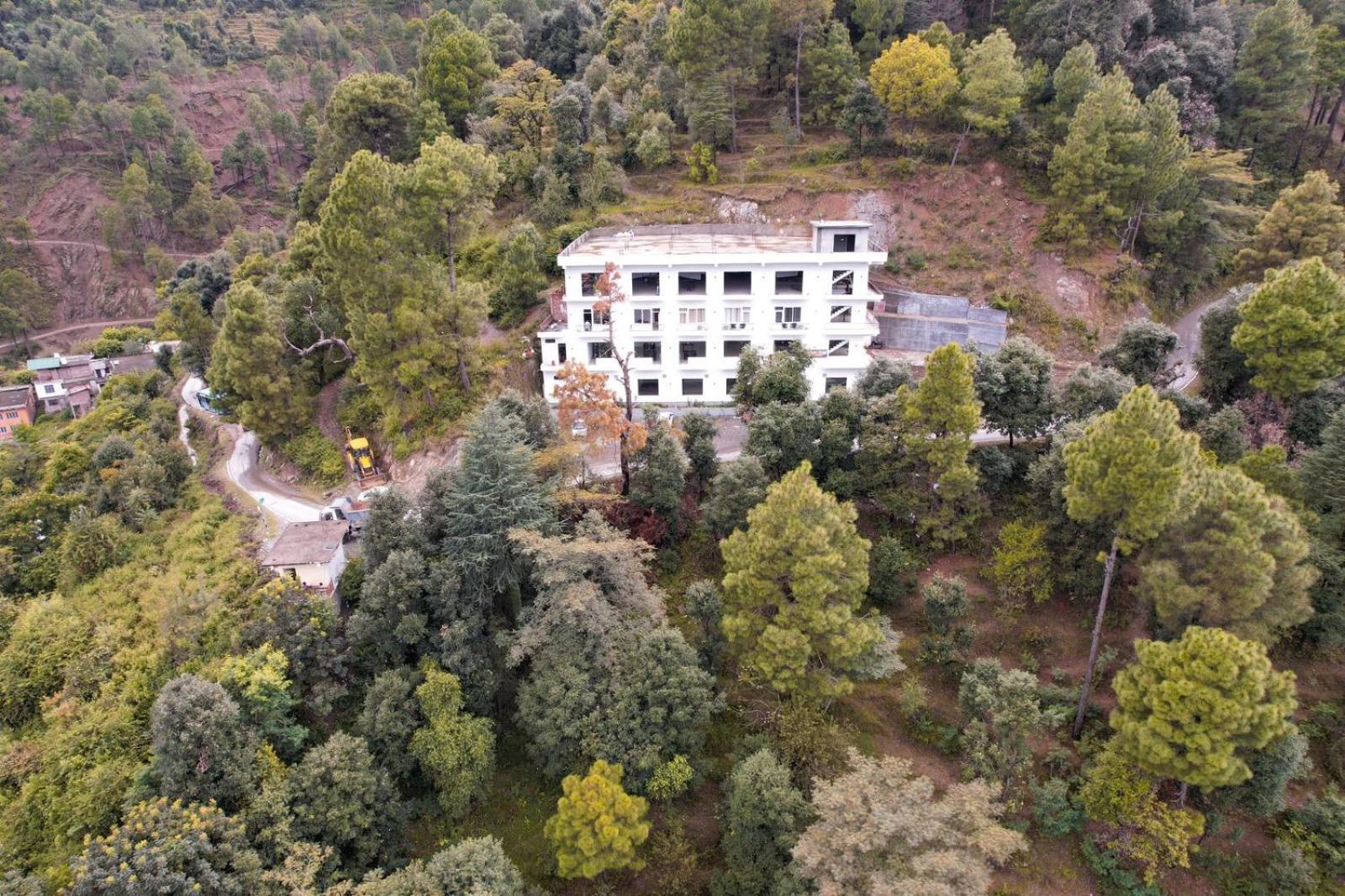 Hotel Candle Wood Chamba  Esterno foto